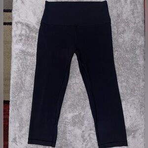 Lululemon Athletica High Rise Black Women’s Size 6 Crop Align Leggings 23”